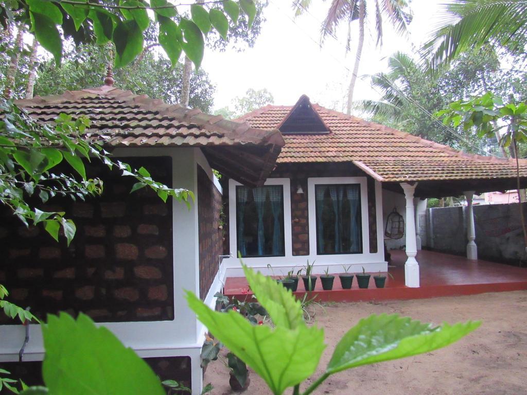 Marari Dreamz Villa Alappuzha Bagian luar foto